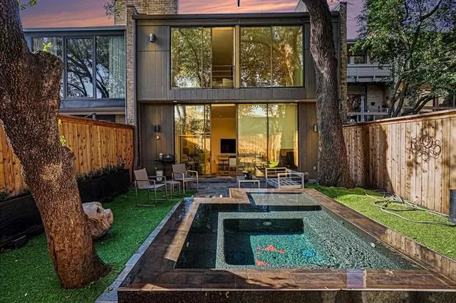 MLS: 21171404 Condo For Sale