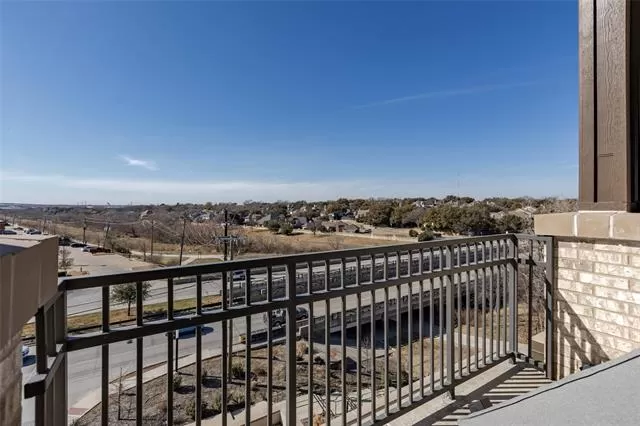 MLS: 21171427 Condo For Sale