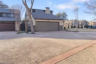 Photo #2: 21171759 Listing 