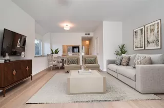 Photo #4: 21171782 Listing 