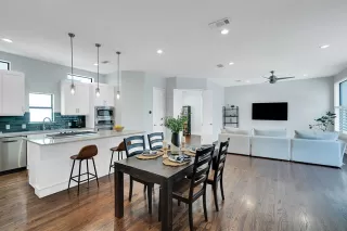 Primary Photo for MLS#: 21172012