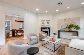 Photo #2: 21172285 Listing 