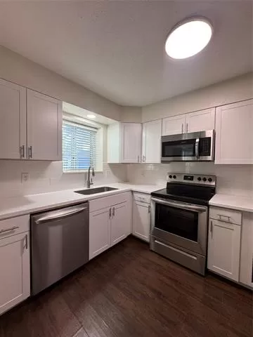 MLS: 21172586 Condo For Sale