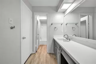 Photo #2: 21172586 Listing 