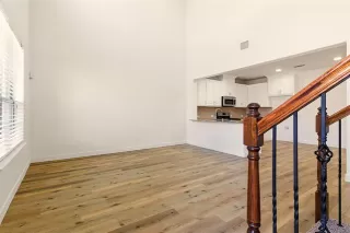 Photo #5: 21172806 Listing 