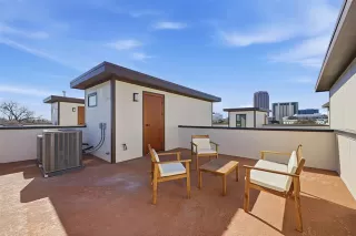 Photo #2: 21173074 Listing