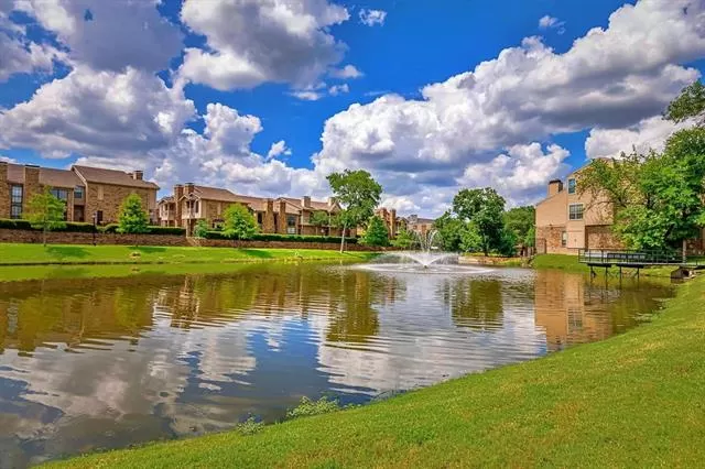 MLS: 21173502 Condo For Sale