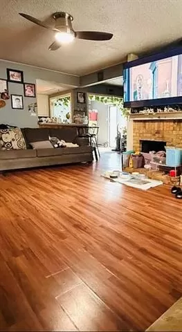 Photo #2: 21173592 Listing 