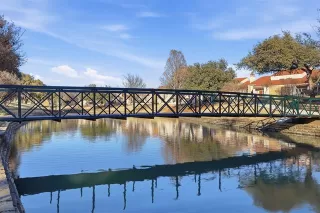 Browse active condo listings in VILLAS AT VALLEY RANCH