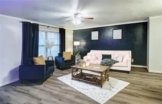 Photo #5: 21173737 Listing 