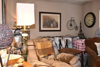 Photo #4: 21173915 Listing 