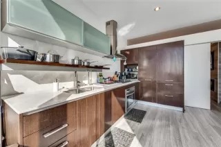 Photo #5: 21173951 Listing 