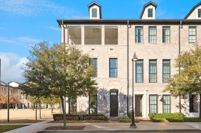 MLS: 21173962 Condo For Sale