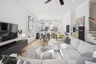 Photo #4: 21173962 Listing 