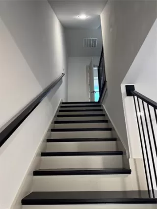 Photo #6: 21174057 Listing 