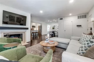 Photo #4: 21174651 Listing 