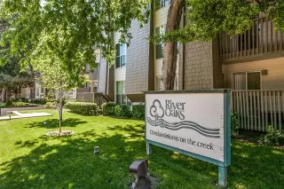 Browse active condo listings in RIVER OAKS