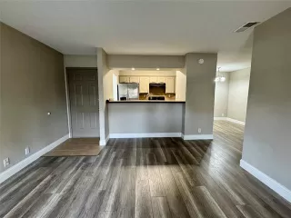 Photo #6: 21175655 Listing 