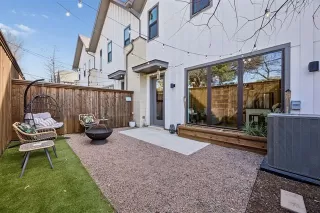 Photo #2: 21176079 Listing 