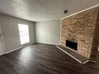 Photo #3: 21176080 Listing 