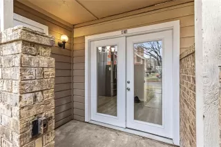 Photo #4: 21176119 Listing