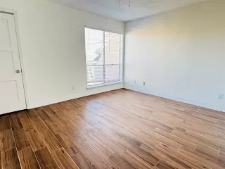 Photo #4: 21176201 Listing 