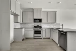 Photo #5: 21176785 Listing 