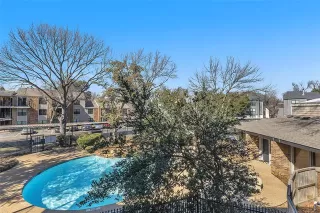 Photo #5: 21176883 Listing