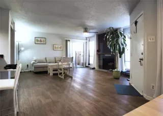 Photo #2: 21176998 Listing 