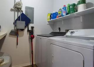 Photo #6: 21176998 Listing 