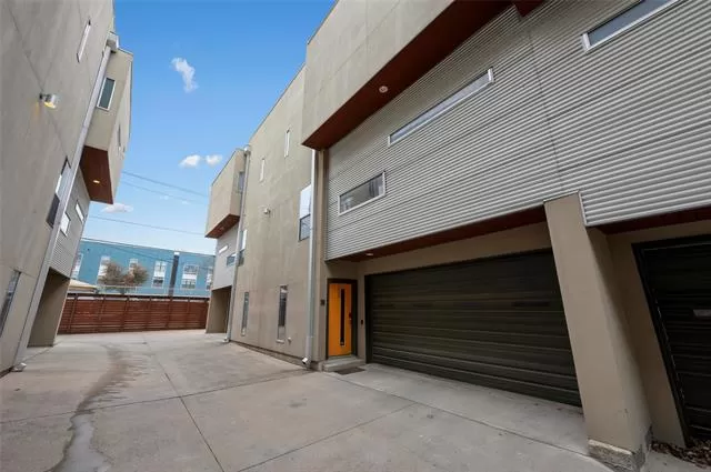 MLS: 21177070 Condo For Sale