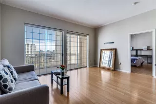 Photo #2: 21177323 Listing