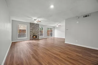 Photo #2: 21177525 Listing 