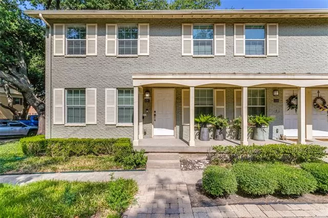 MLS: 21177575 Condo For Sale