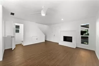 Photo #3: 21177820 Listing