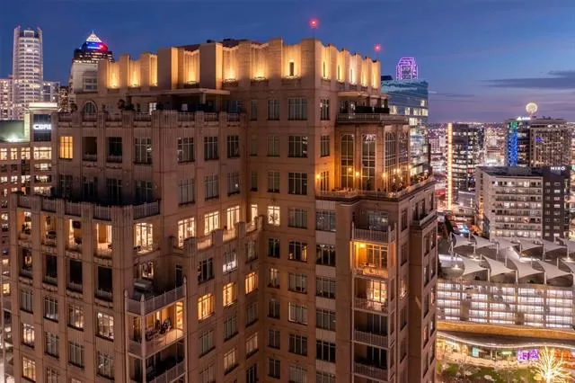 MLS: 21177901 Condo For Sale