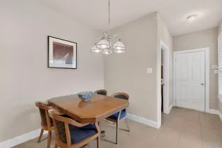 Photo #4: 21178325 Listing