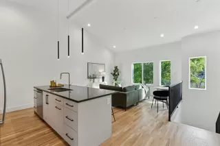 Photo #6: 21178566 Listing 