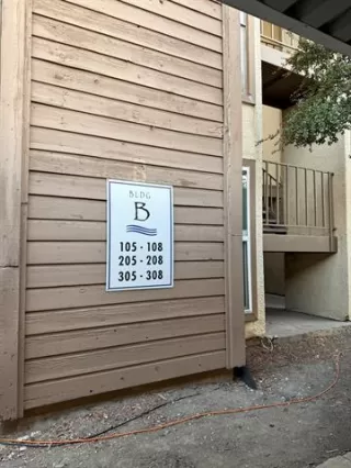 Photo #3: 21178683 Listing