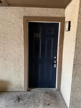 Photo #4: 21178683 Listing