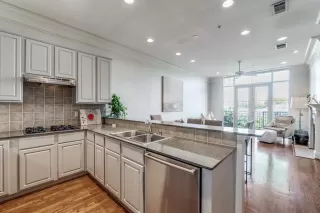 Photo #3: 21178866 Listing