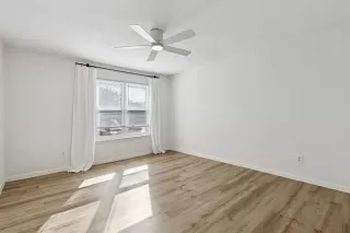 Photo #2: 21179531 Listing