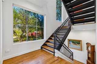 Photo #2: 21179563 Listing 