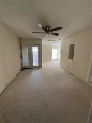 Photo #4: 21179613 Listing 