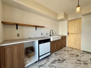 Photo #2: 21179618 Listing 