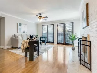 Photo #2: 21179793 Listing