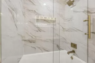 Photo #5: 21179938 Listing 