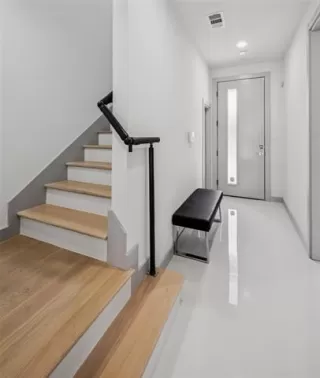 Photo #3: 21180280 Listing