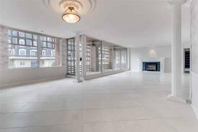 MLS: 21180392 Condo For Sale