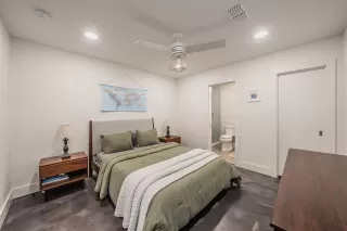 Photo #5: 21180498 Listing 